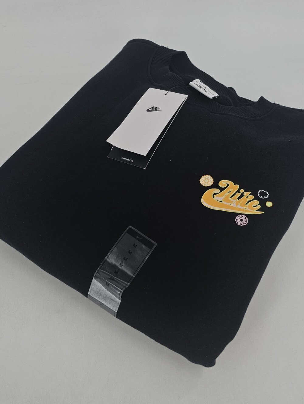 Nike Sportswear Pullover Sweatshirt Be Kind to Your Mind Women's Top
